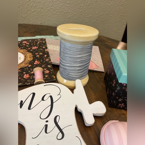 Sewing Notions- Lot - Picture 11 of 16